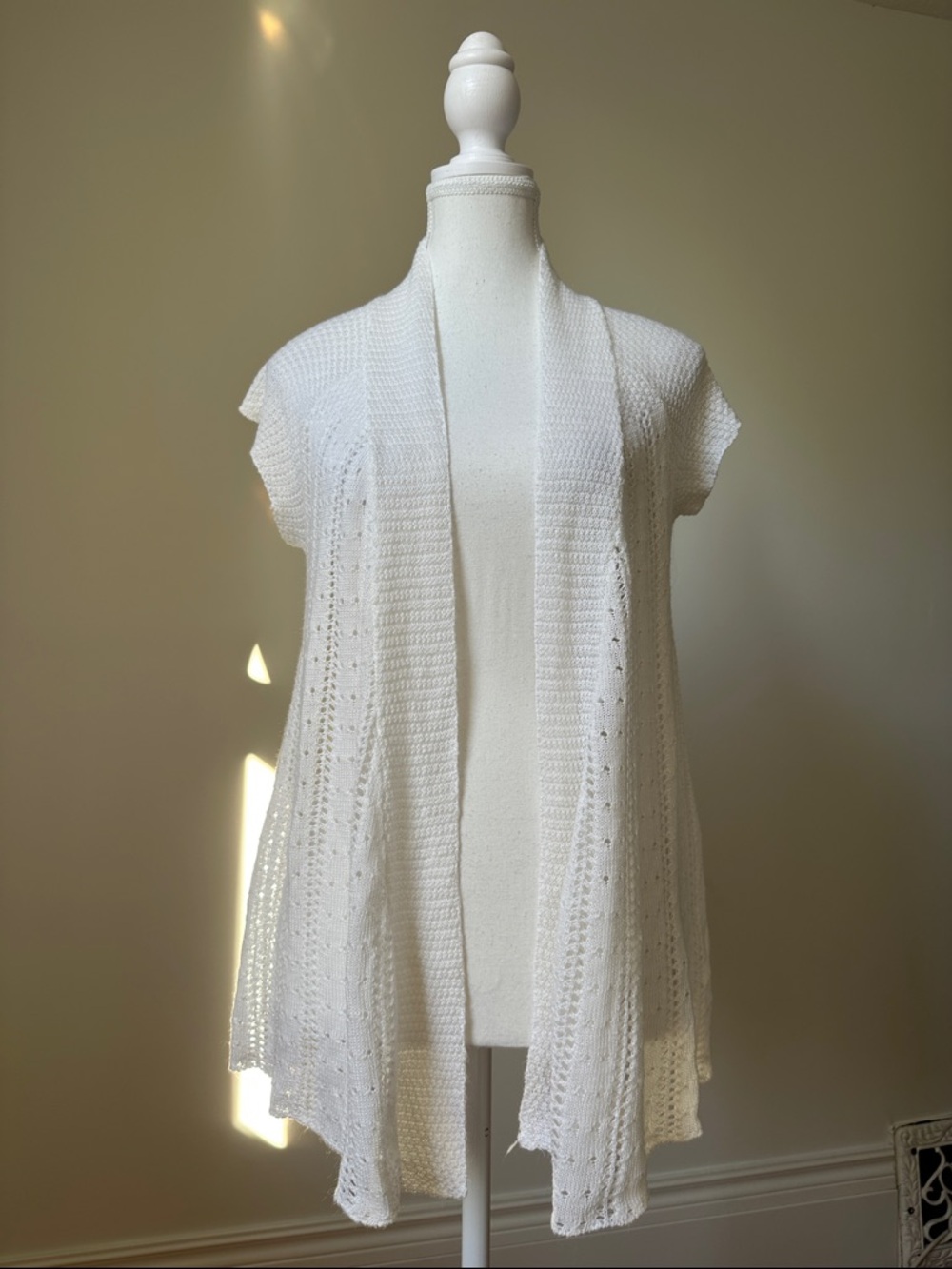 SAY WHAT? White Y2K Knit Boho Cottage Open Front Short Sleeve Cardigan Size XL